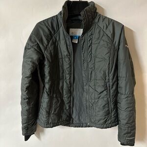Columbia Women’s Interchange Omni-shield quilted jacket. Charcoal. Size S